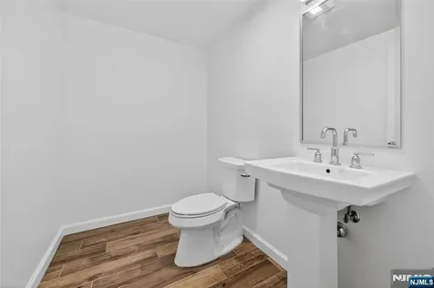 18 Winfield Drive Woodcliff Lake NJ 07677