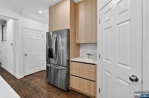 18 Winfield Drive Woodcliff Lake NJ 07677