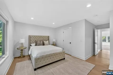 22 Glen Carl Road Upper Saddle River NJ 07458