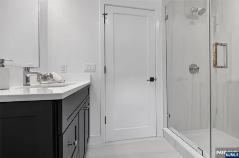 22 Glen Carl Road Upper Saddle River NJ 07458
