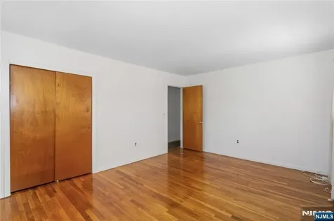 164 Page Street Elmwood Park NJ 07407