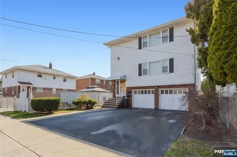 164 Page Street Elmwood Park NJ 07407