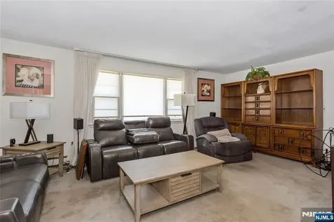 164 Page Street Elmwood Park NJ 07407