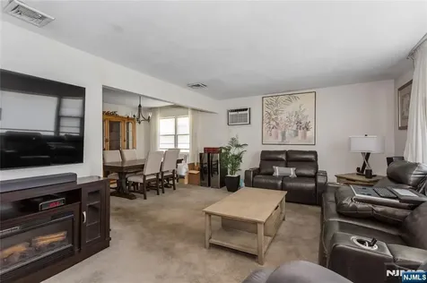 164 Page Street Elmwood Park NJ 07407