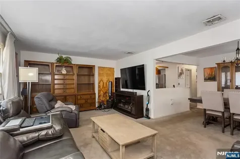 164 Page Street Elmwood Park NJ 07407