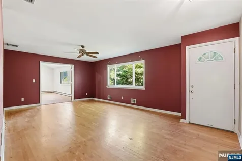 165 Glenn Avenue Norwood NJ 07648