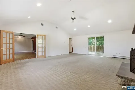 165 Glenn Avenue Norwood NJ 07648