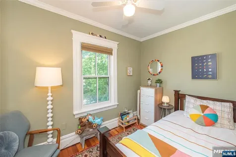 35 Brookside Avenue Caldwell NJ 07006