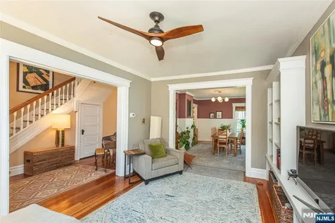 35 Brookside Avenue Caldwell NJ 07006
