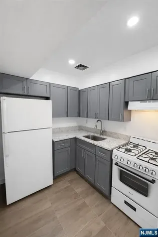 87 Merseles Street Jersey City NJ 07302