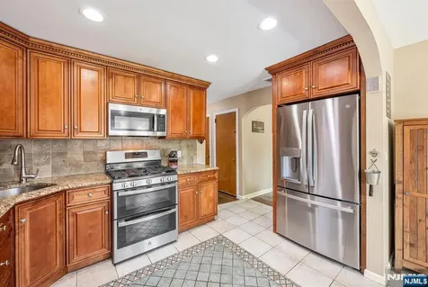 109 Greenwood Avenue Pequannock Township NJ 07440