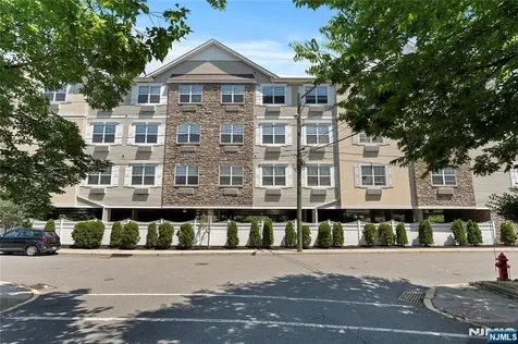1 Parkway Wallington NJ 07057
