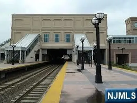 729 10th Street Secaucus NJ 07094