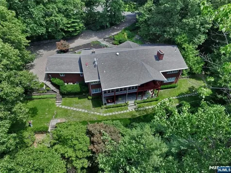 3 Highwood Place Alpine NJ 07620