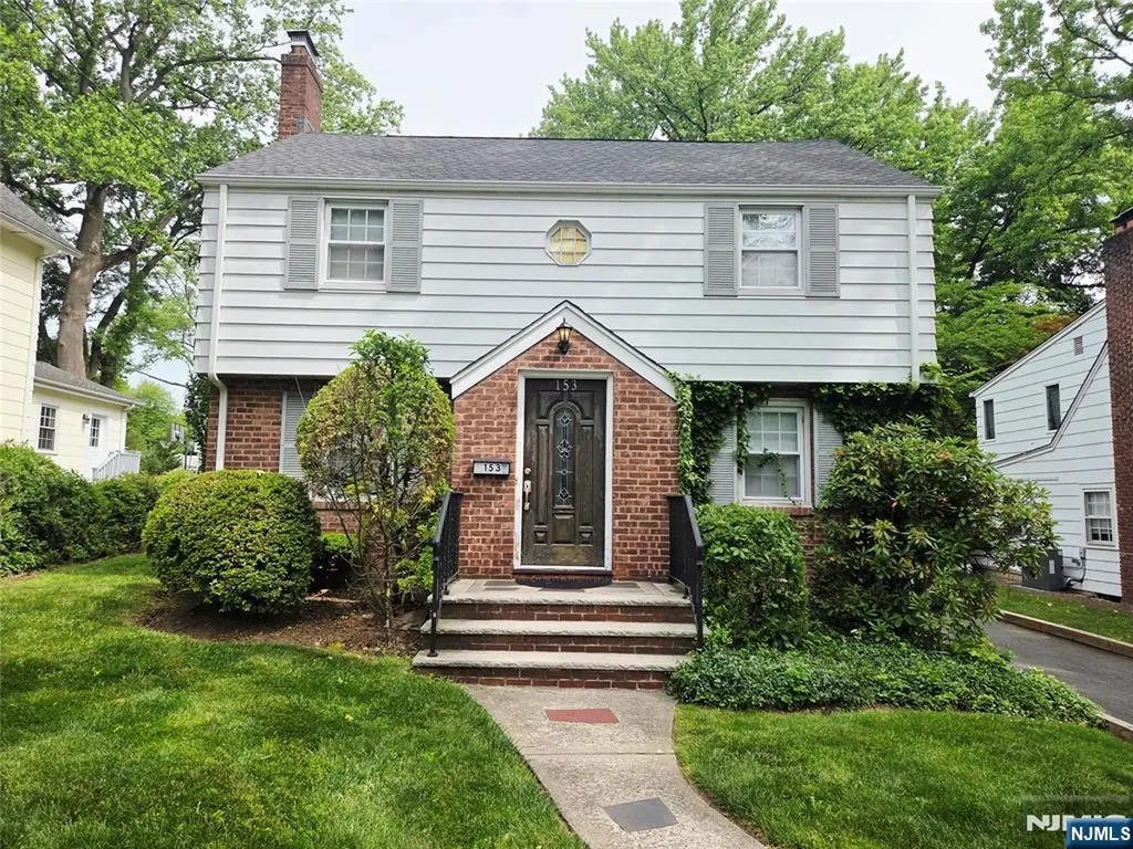 153 Sunset Lane Tenafly NJ 07670