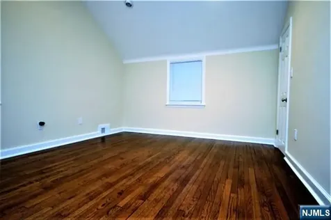 153 Sunset Lane Tenafly NJ 07670