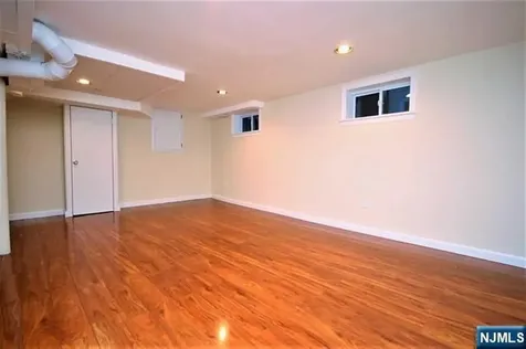 153 Sunset Lane Tenafly NJ 07670