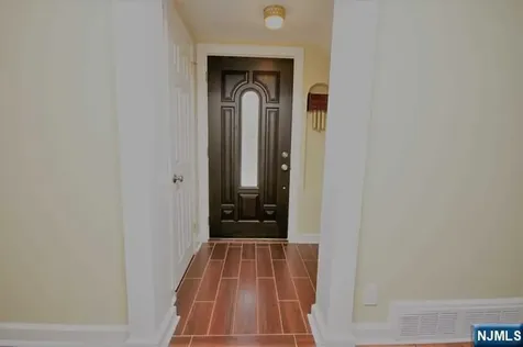 153 Sunset Lane Tenafly NJ 07670