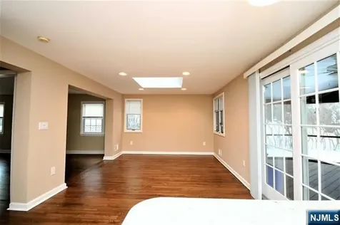 153 Sunset Lane Tenafly NJ 07670