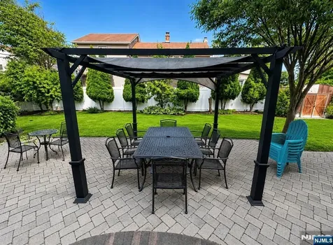 453 Glenwood Avenue Teaneck NJ 07666
