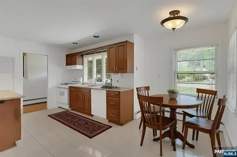 403 Oakland Avenue Oakland NJ 07436