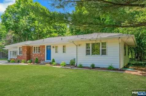 403 Oakland Avenue Oakland NJ 07436