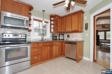 191 4th Avenue Westwood NJ 07675