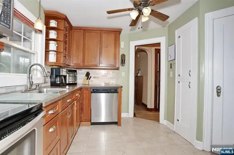 191 4th Avenue Westwood NJ 07675