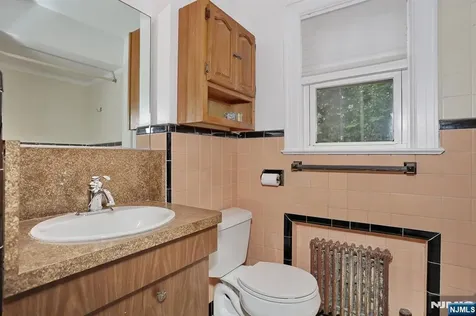 191 4th Avenue Westwood NJ 07675