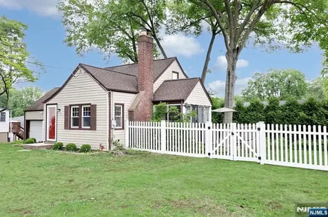 191 4th Avenue Westwood NJ 07675