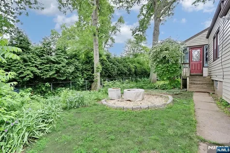 191 4th Avenue Westwood NJ 07675