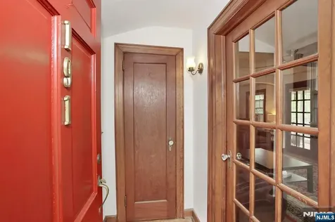 191 4th Avenue Westwood NJ 07675
