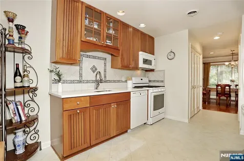 504 Aspen Lane Wyckoff NJ 07481