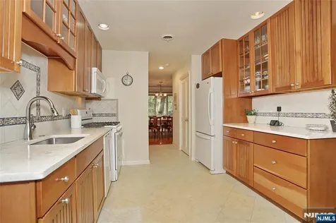 504 Aspen Lane Wyckoff NJ 07481