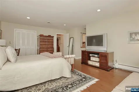 504 Aspen Lane Wyckoff NJ 07481