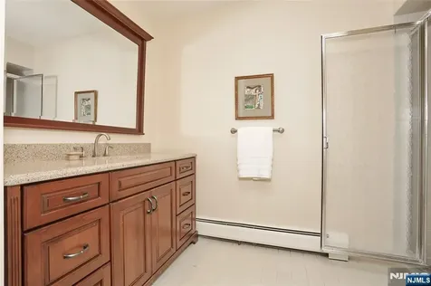 504 Aspen Lane Wyckoff NJ 07481