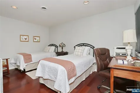 504 Aspen Lane Wyckoff NJ 07481
