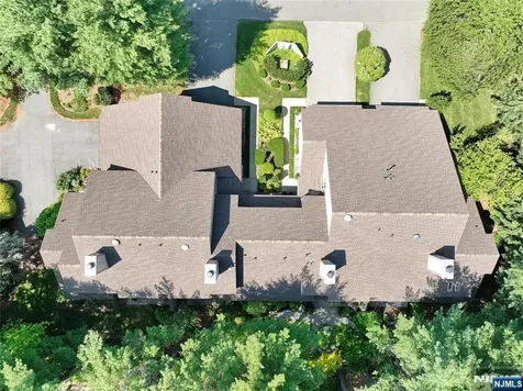 504 Aspen Lane Wyckoff NJ 07481
