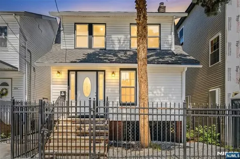 35 Grand Avenue Newark NJ 07106