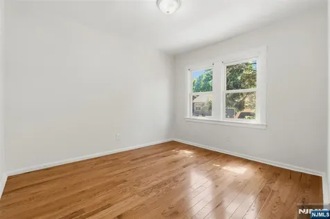 35 Grand Avenue Newark NJ 07106