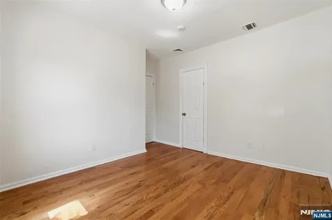 35 Grand Avenue Newark NJ 07106