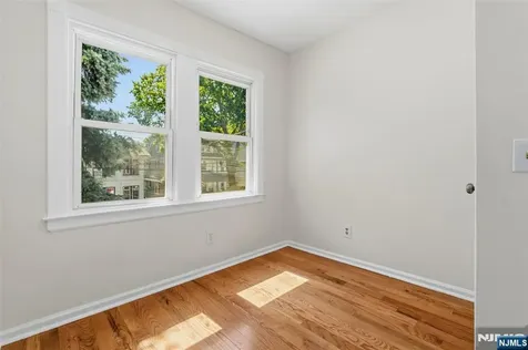 35 Grand Avenue Newark NJ 07106