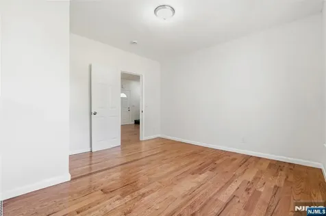 35 Grand Avenue Newark NJ 07106