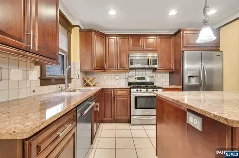 429 Palisade Avenue Cliffside Park NJ 07010