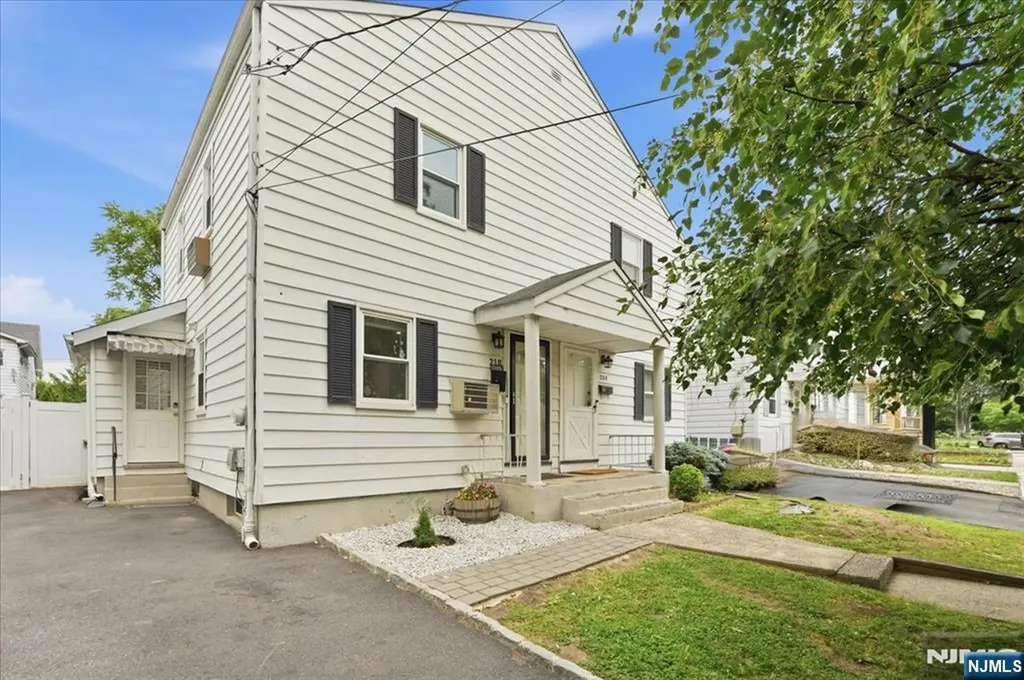 210 17th Street Bloomfield NJ 07003