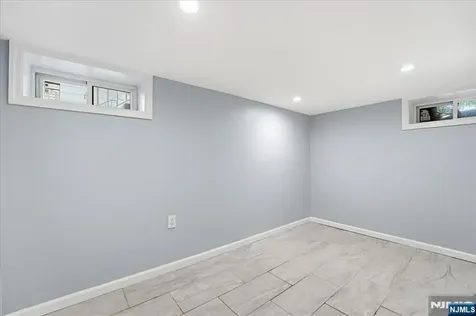 210 17th Street Bloomfield NJ 07003
