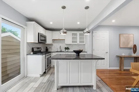 210 17th Street Bloomfield NJ 07003