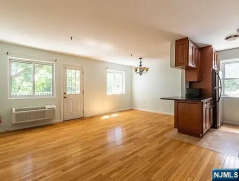 10 Palisade Avenue Cliffside Park NJ 07010