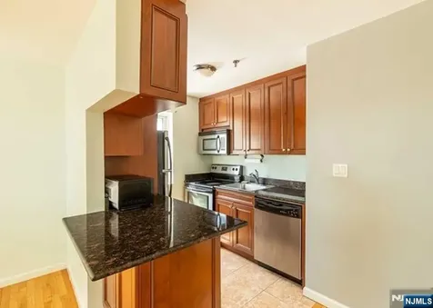 10 Palisade Avenue Cliffside Park NJ 07010