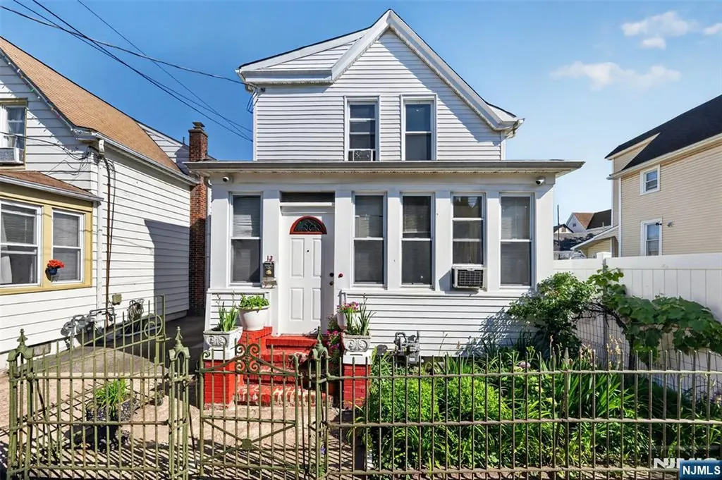 13 Sherman Place Clifton NJ 07011
